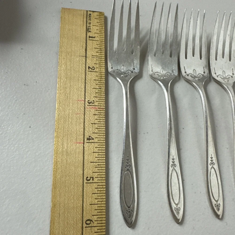 Lot 6 Oneida Community Adam Salad Forks‎ 6 1/8